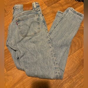 Levi’s Jeans